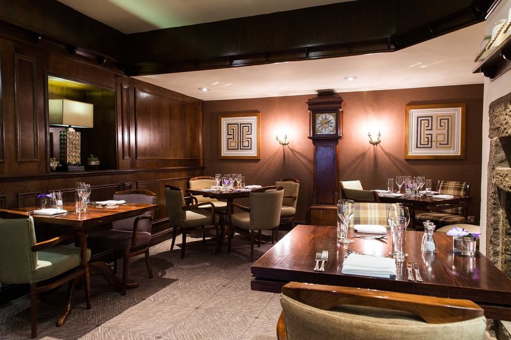 Hotel The Millstone, Mellor Blackburn  Esterno foto The restaurant at The Old Vicarage