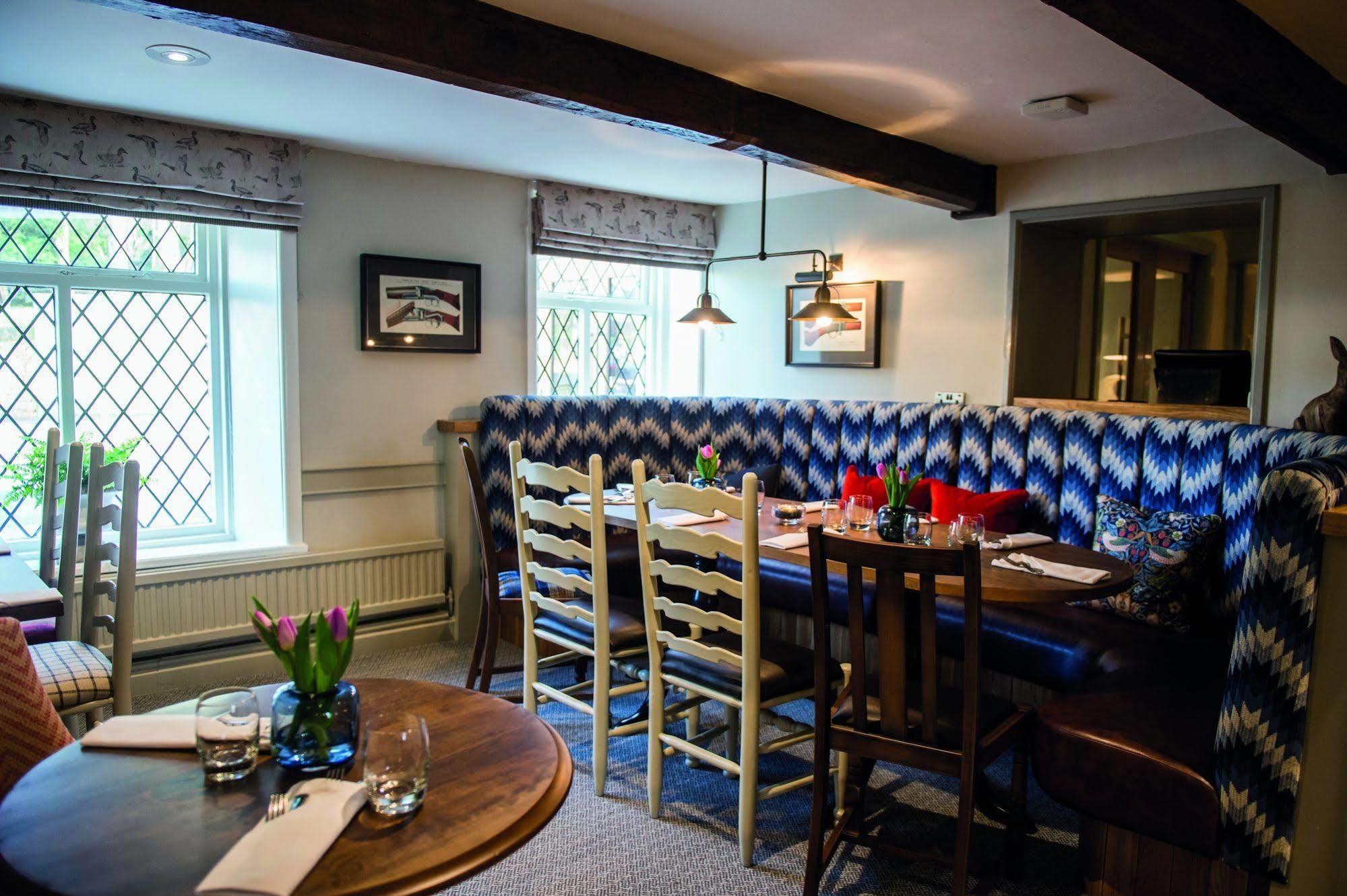 Hotel The Millstone, Mellor Blackburn  Esterno foto The restaurant at The Old parsonage