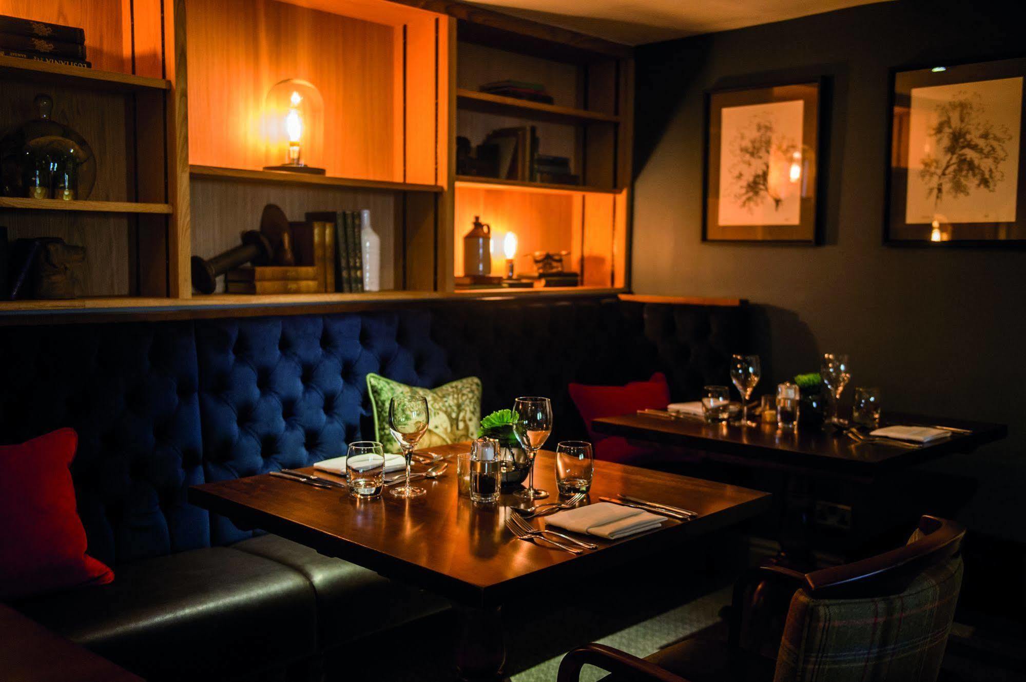 Hotel The Millstone, Mellor Blackburn  Esterno foto The restaurant at The Old Stamp House
